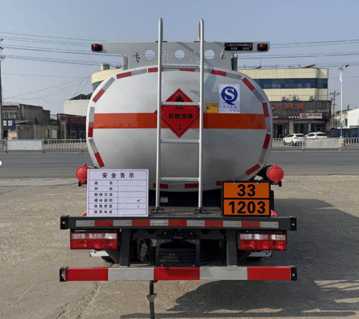 20251031112828397871834