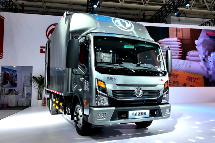 20251113220745830600109