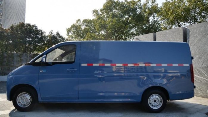 202512041711561698626629